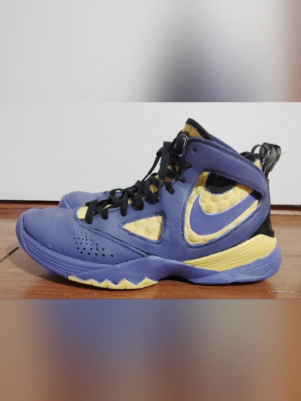 Nike Huarache 2k10 Custom Yellow Purple Basketball Shoes Size 11
